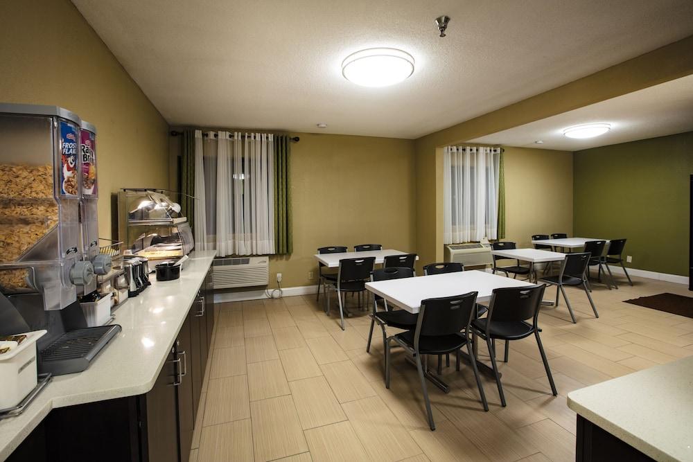 Hotel Super 8 By Wyndham St Charles à Saint Charles Extérieur photo